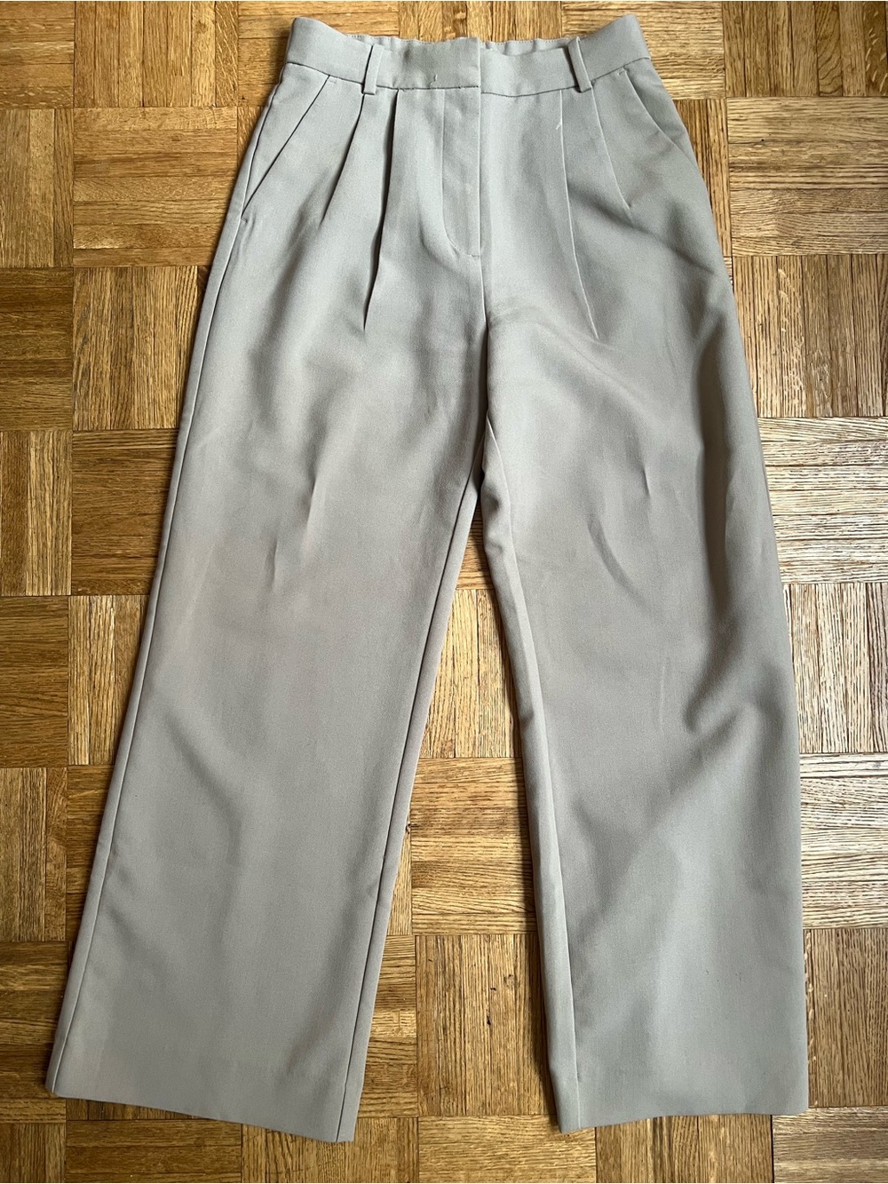 A&F Sloane Tailored Wide Leg Pant - petite